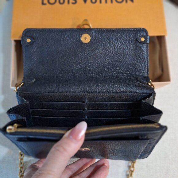 Louis Vuitton Empreinte Noir wallet with gold chain (authentic) - Picture 2 of 4